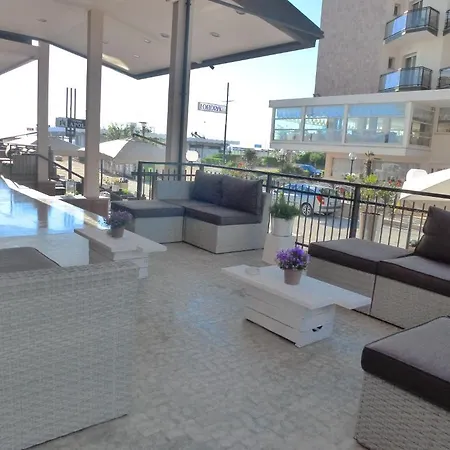 Hotell Apollo 4*
