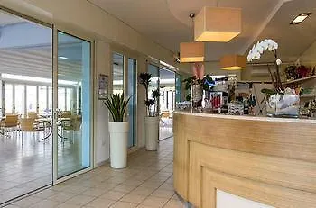 Apollo Hotel