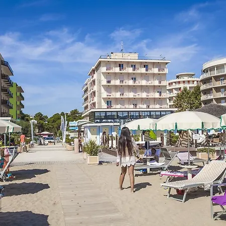 Apollo Ξενοδοχείο 4*